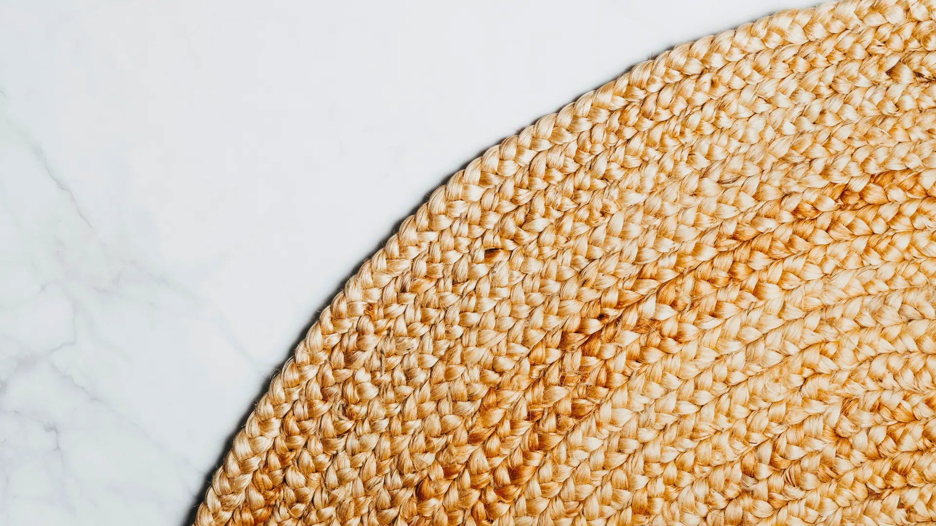 Jüt Halı Nedir? Hakkında Tüm Bilmeniz Gerekenler