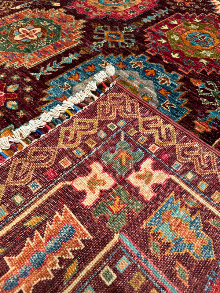 Veziri Original Hand Woven Burgundy Vegetable Dyed Wool Carpet 173x242 4.19 Square Meters - 5x8 ft