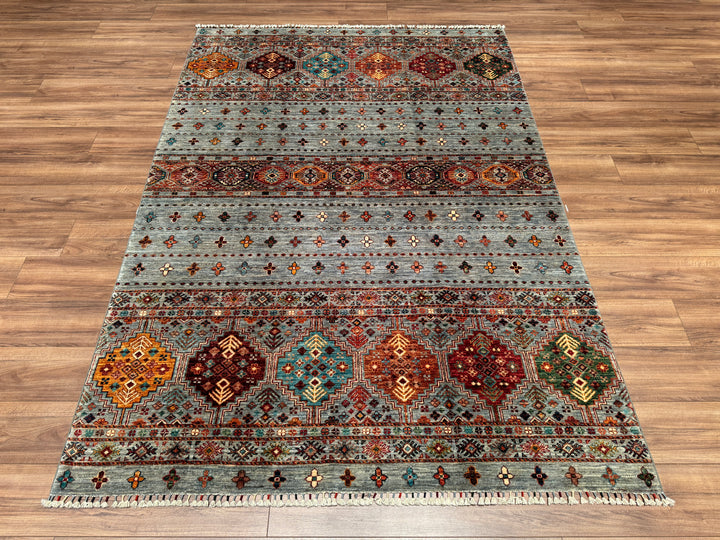 Khorjin Orjinal El Dokuması Gri Kök Boya Yün Halı 175x241 4.22 Metrekare - 6x9 ft