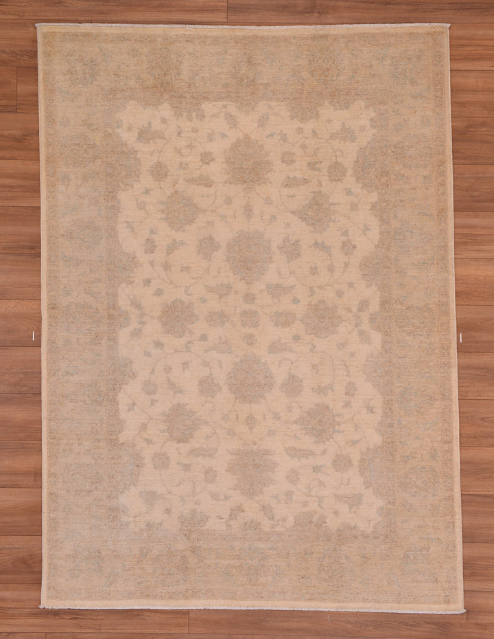 Uşak Original Hand Woven Pastel Vegetable Dyed Wool Carpet 170x237 4.03 Square Meters - 6x8 ft