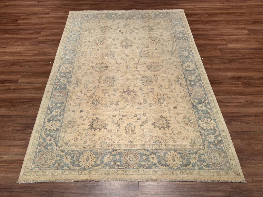 Uşak Original Hand Woven Pastel Vegetable Dyed Wool Carpet 170x239 4.06 Square Meters - 6x8 ft