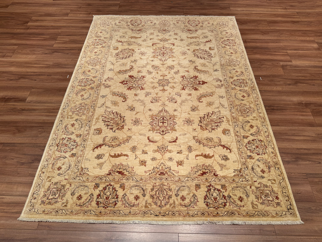 Uşak Original Hand Woven Pastel Vegetable Dyed Wool Carpet 167x229 3.82 Square Meters - 6x8 ft