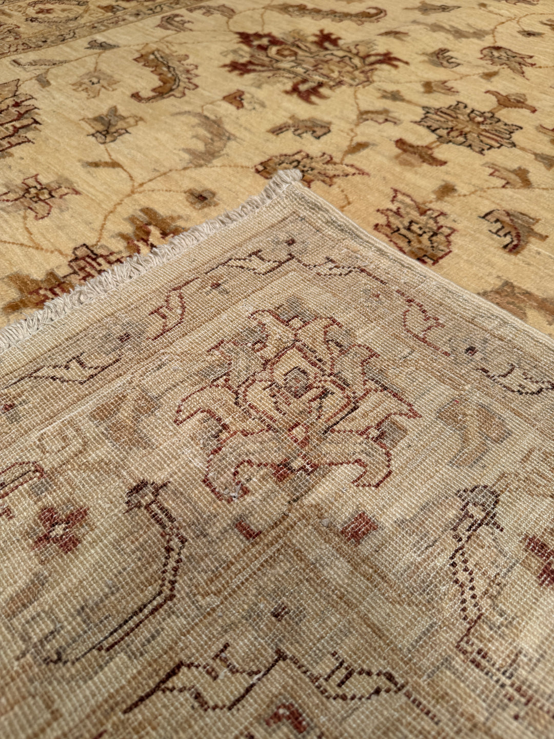 Uşak Original Hand Woven Pastel Vegetable Dyed Wool Carpet 167x229 3.82 Square Meters - 6x8 ft