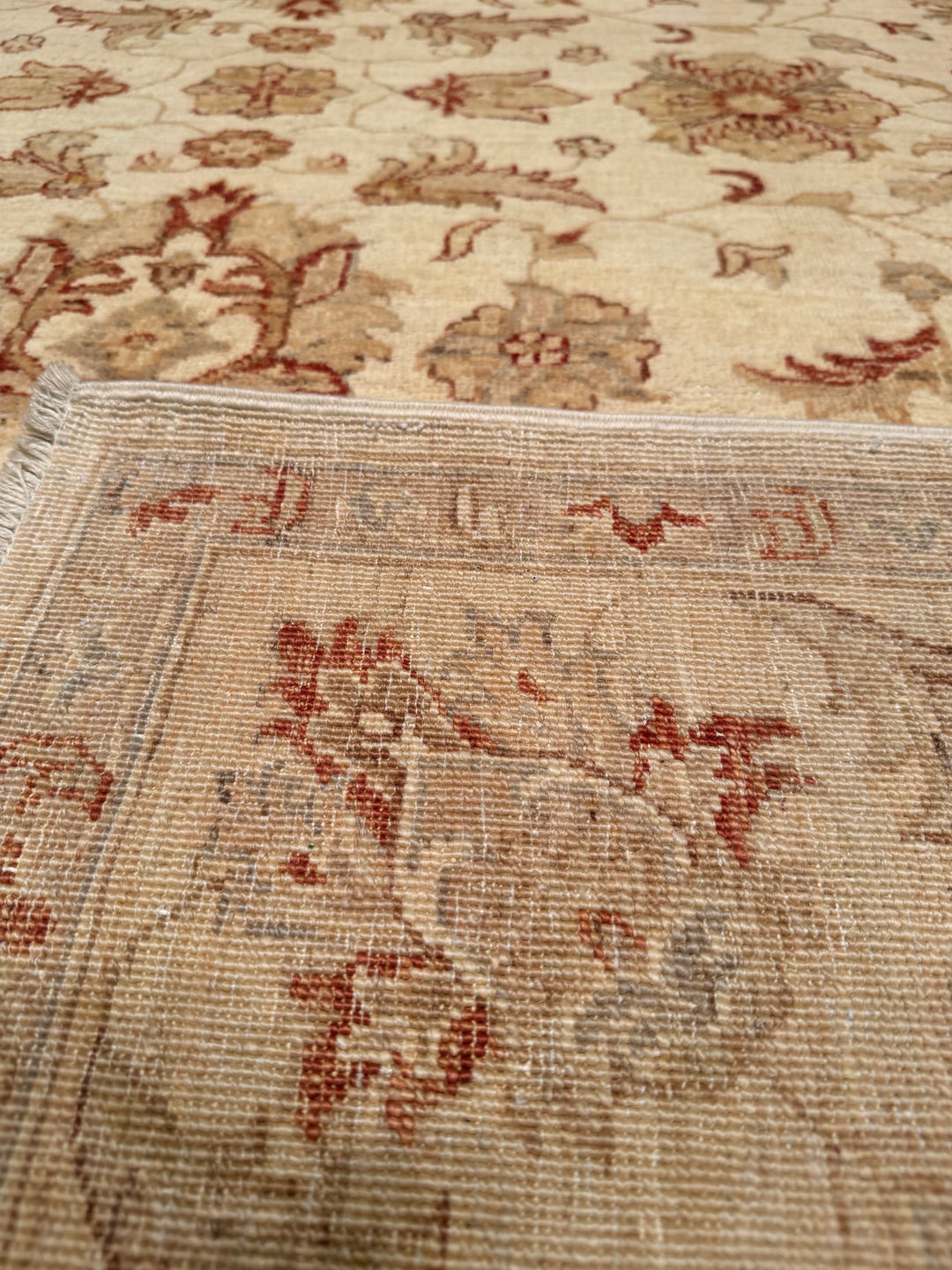 Uşak Original Hand Woven Pastel Vegetable Dyed Wool Carpet 169x239 4.04 Square Meters - 6x8 ft