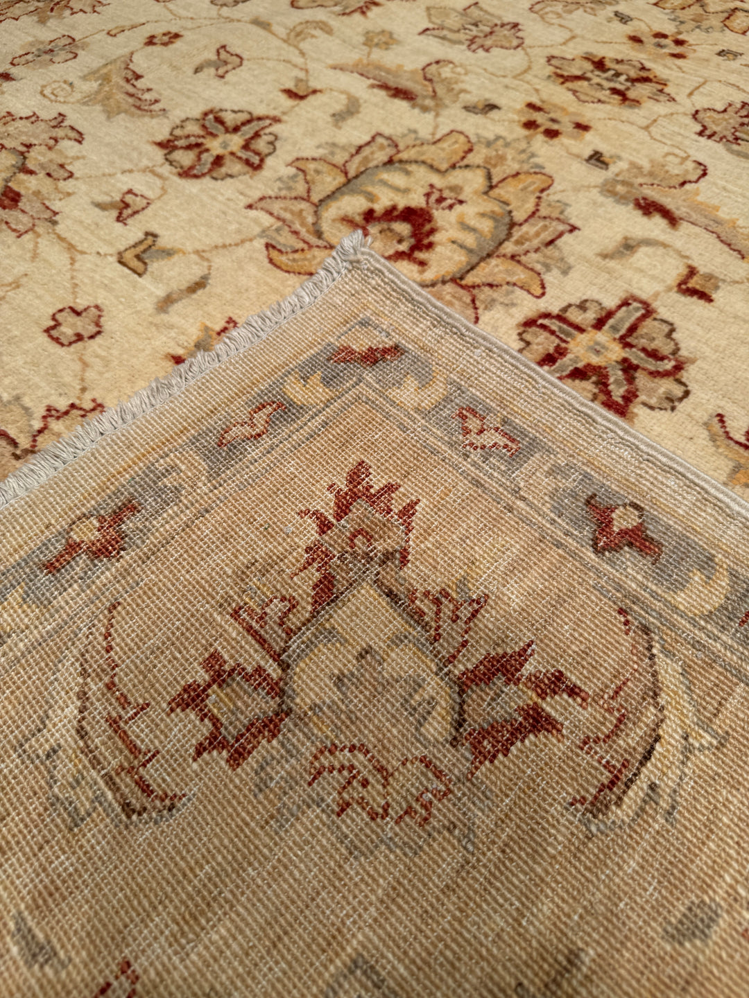 Uşak Original Hand Woven Pastel Vegetable Dyed Wool Carpet 171x243 4.16 Square Meters - 6x8 ft