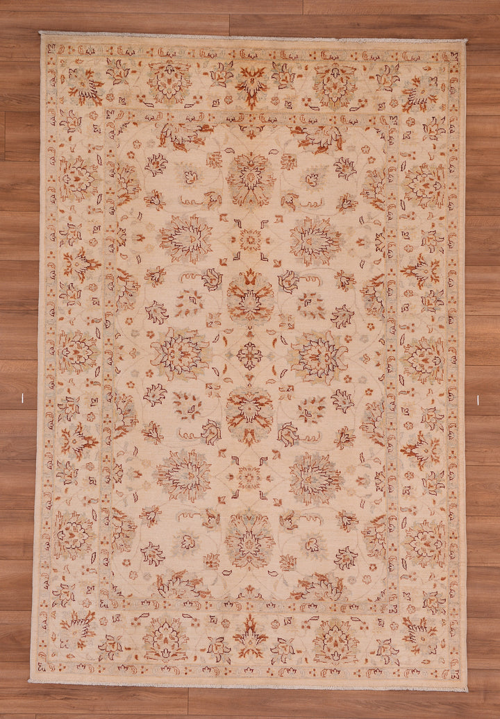 Uşak Original Hand Woven Pastel Vegetable Dyed Wool Carpet 165x249 4.11 Square Meters - 6x8 ft