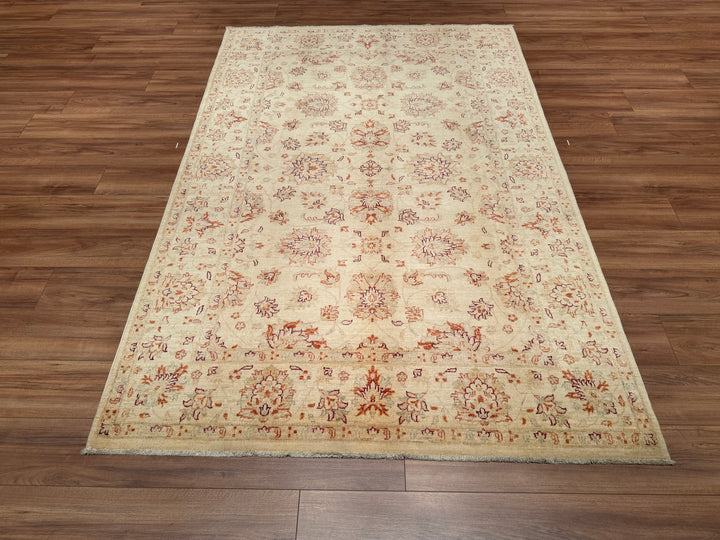 Uşak Original Hand Woven Pastel Vegetable Dyed Wool Carpet 165x249 4.11 Square Meters - 6x8 ft