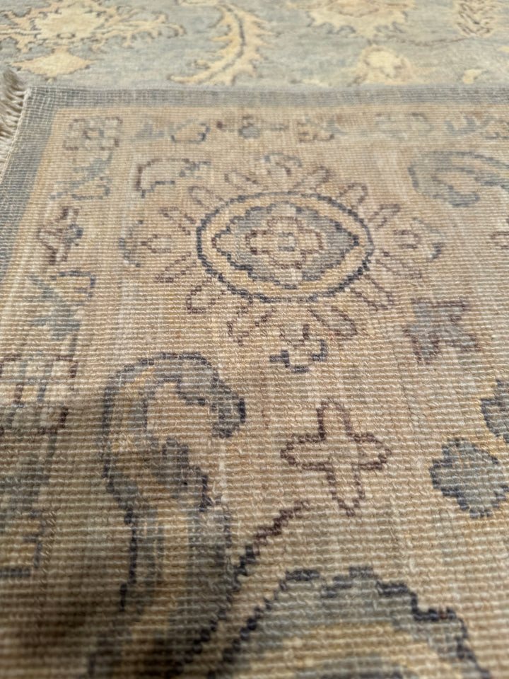 Uşak Original Hand Woven Pastel Vegetable Dyed Wool Carpet 167x246 4.11 Square Meters - 6x8 ft