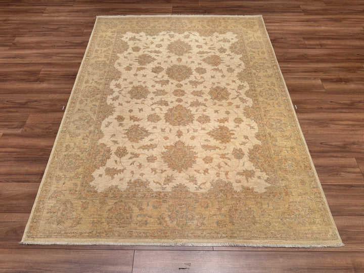 Uşak Original Hand Woven Pastel Vegetable Dyed Wool Carpet 171x225 3.85 Square Meters - 6x8 ft