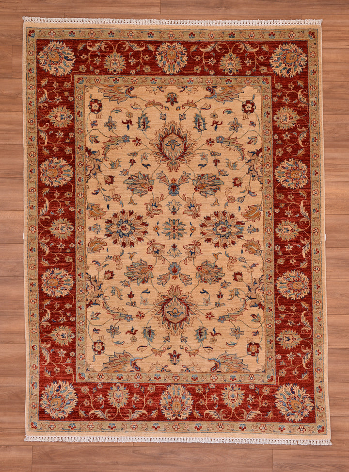 Uşak Orjinal El Dokuması Kırmızı Krem Kök Boya Yün Halı 175x239 4.18 Metrekare - 6x8 ft