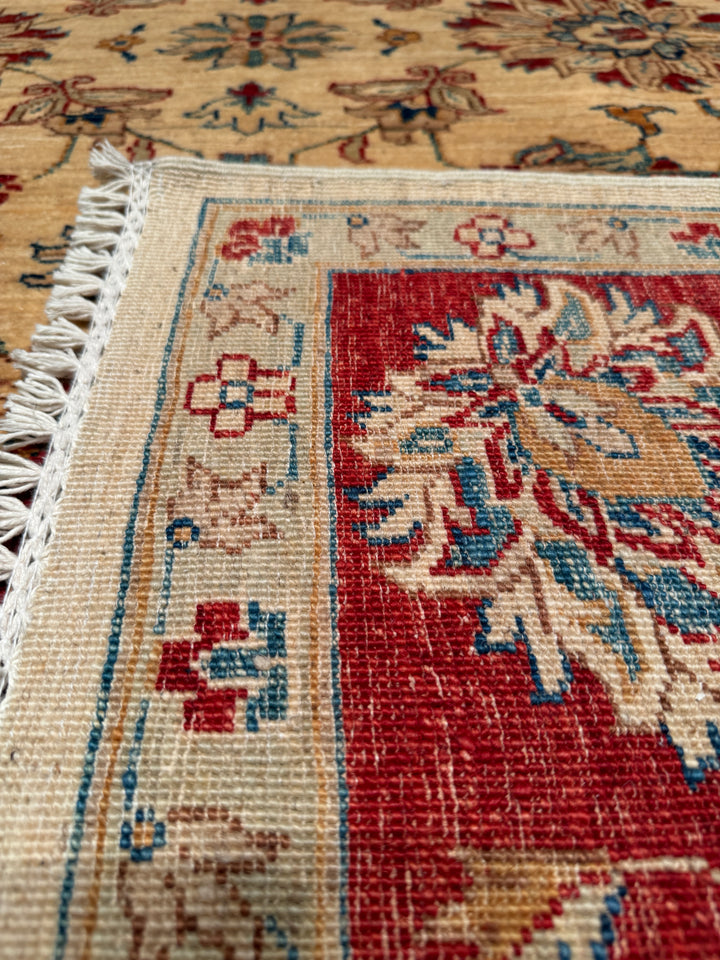 Uşak Original Hand Woven Red Cream Vegetable Dyed Wool Carpet 175x239 4.18 Square Meters - 6x8 ft