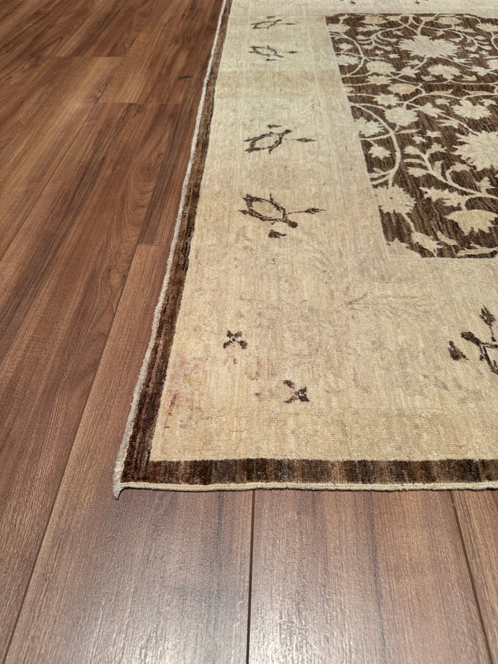 Uşak Original Hand Woven Cream Brown Vegetable Dyed Wool Carpet 191x259 4.95 Square Meters - 6x8 ft