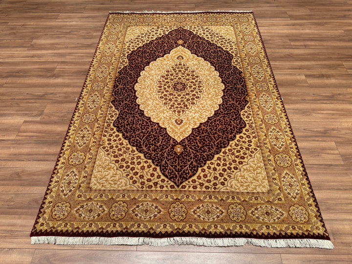 Hint Uşağı Orjinal El Dokuması Bej Kırmızı Yün Bambu Halı 174x259 4.51 Metrekare - 5x8 ft