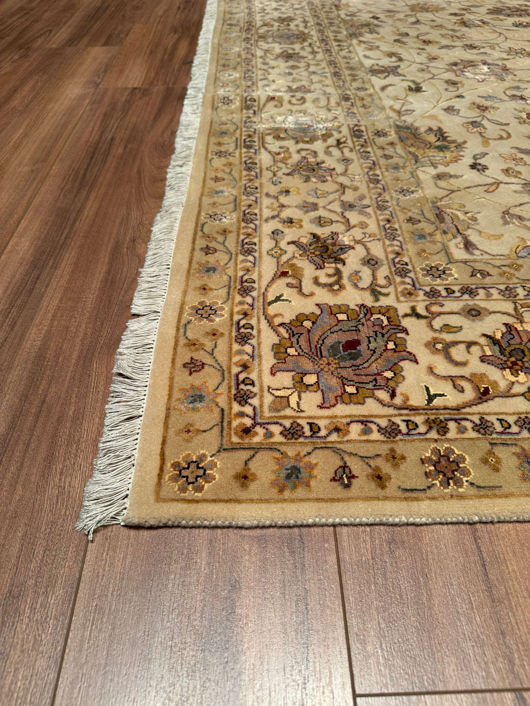 Indian Owl Original Hand Woven Beige Wool Bamboo Carpet 204x303 6.18 Square Meters - 7x10 ft