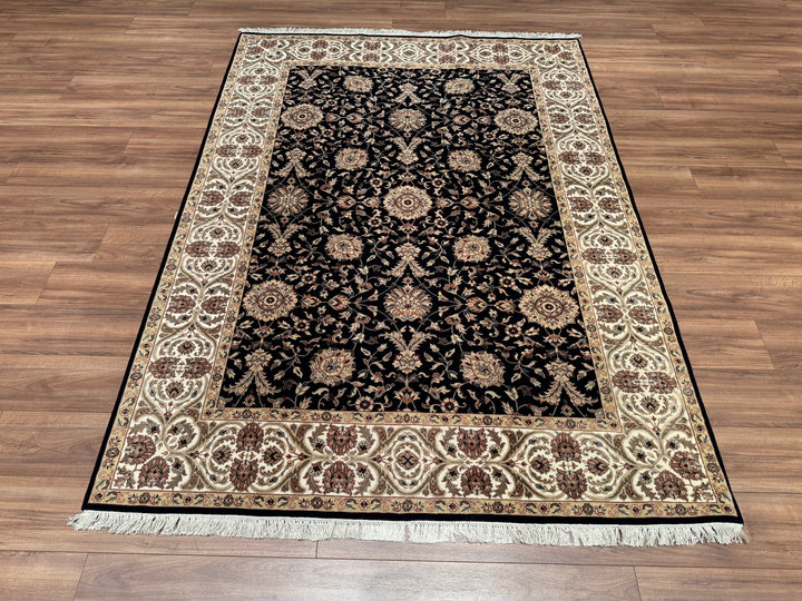 Hint Uşağı Orjinal El Dokuması Siyah Krem Yün Bambu Halı 176x242 4.26 Metrekare - 5x8 ft