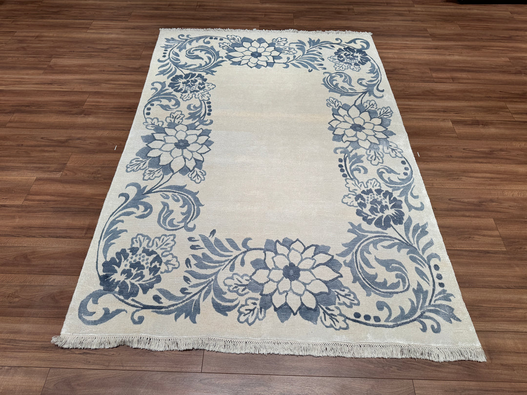 Damask Desenli Orjinal El Dokuması Beyaz Bambu Halı 171x242 4.14 Metrekare - 5x8 ft