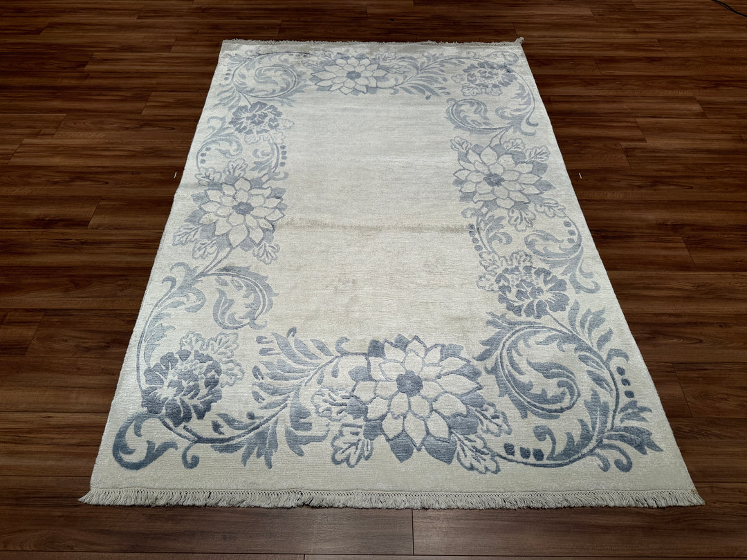 Damask Desenli Orjinal El Dokuması Beyaz Bambu Halı 171x242 4.14 Metrekare - 5x8 ft