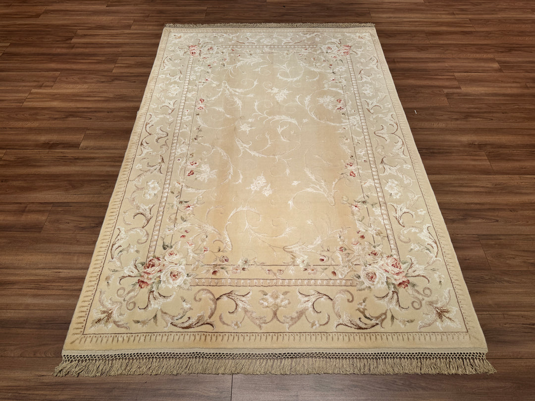 Privat Original Hand Woven Cream Wool Silk Carpet 169x249 4.20 Square Meters - 5x8 ft