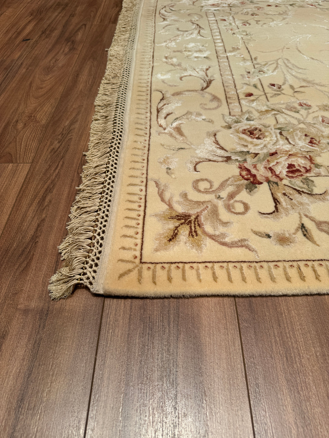 Privat Original Hand Woven Cream Wool Silk Carpet 169x249 4.20 Square Meters - 5x8 ft