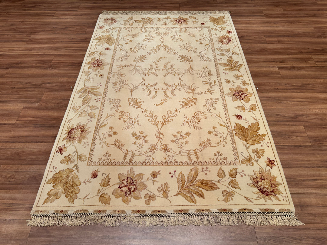 Privat Original Hand Woven Cream Wool Silk Carpet 171x250 4.28 Square Meters - 5x8 ft