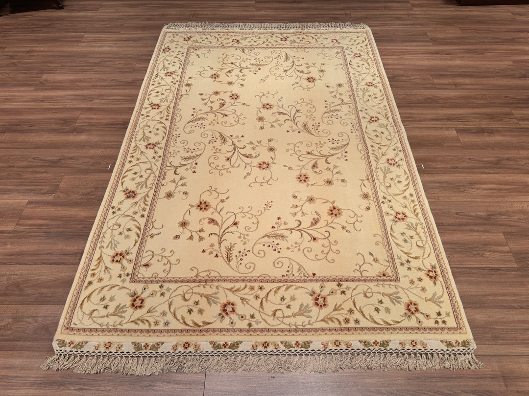 Privat Original Hand Woven Cream Wool Silk Carpet 170x248 4.22 Square Meters - 5x8 ft