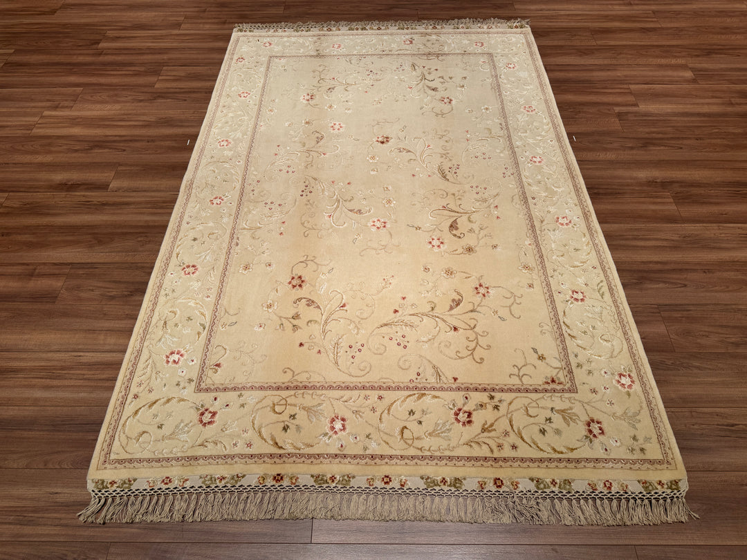 Privat Original Hand Woven Cream Wool Silk Carpet 170x248 4.22 Square Meters - 5x8 ft