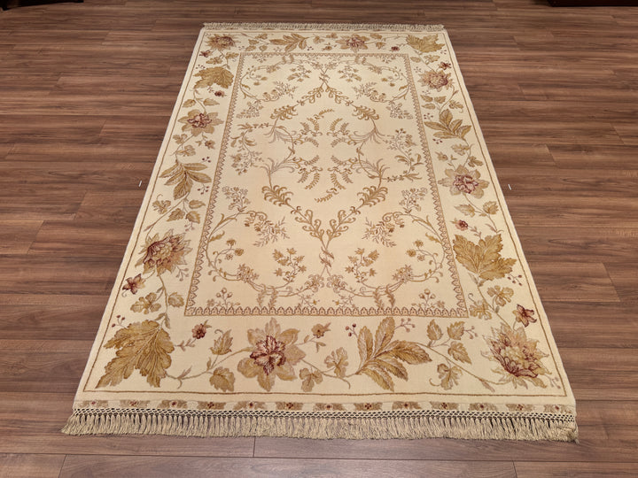 Privat Original Hand Woven Cream Wool Silk Carpet 168x254 4.27 Square Meters - 5x8 ft