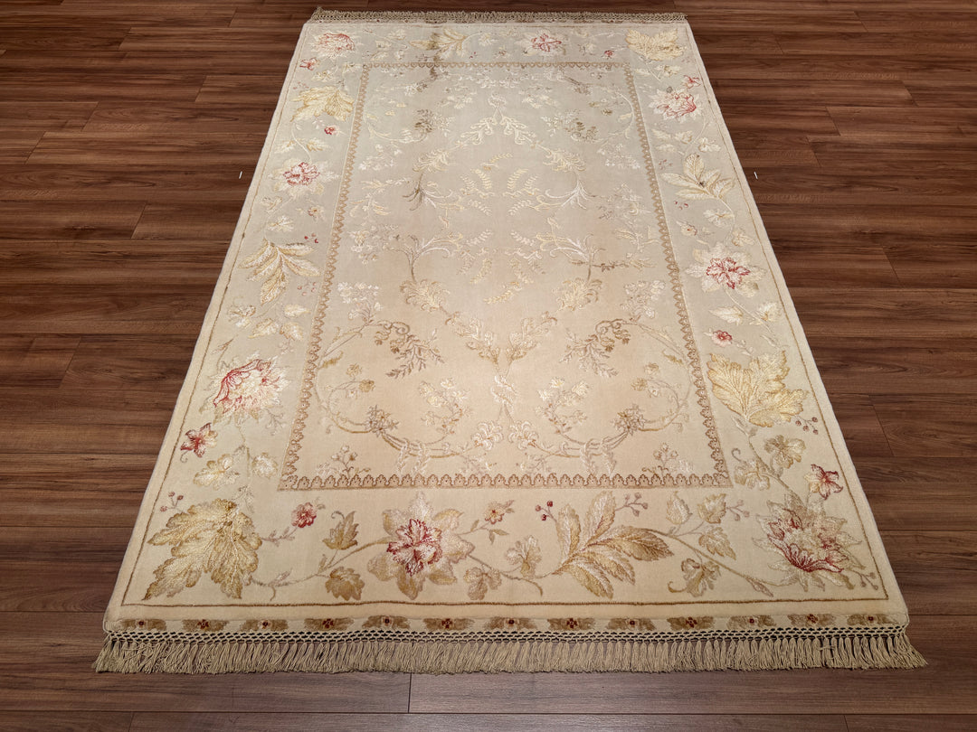 Privat Original Hand Woven Cream Wool Silk Carpet 168x254 4.27 Square Meters - 5x8 ft