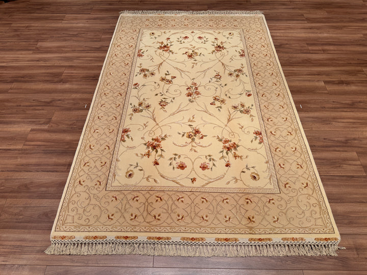 Privat Original Hand Woven Cream Wool Silk Carpet 167x247 4.12 Square Meters - 5x8 ft