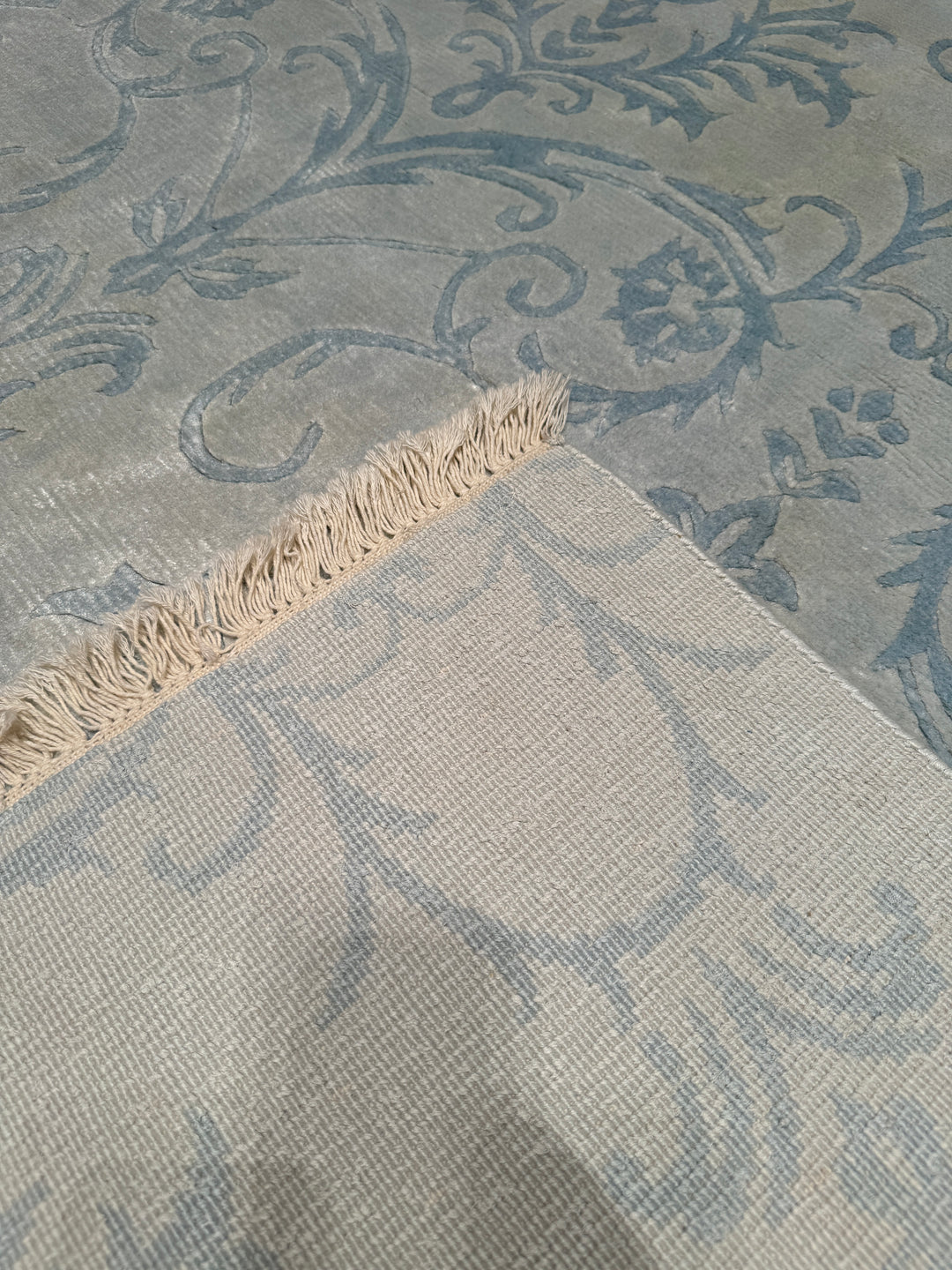 Original Hand Woven Blue Bamboo Carpet with Damask Pattern 166x240 3.98 Square Meters - 5x8 ft