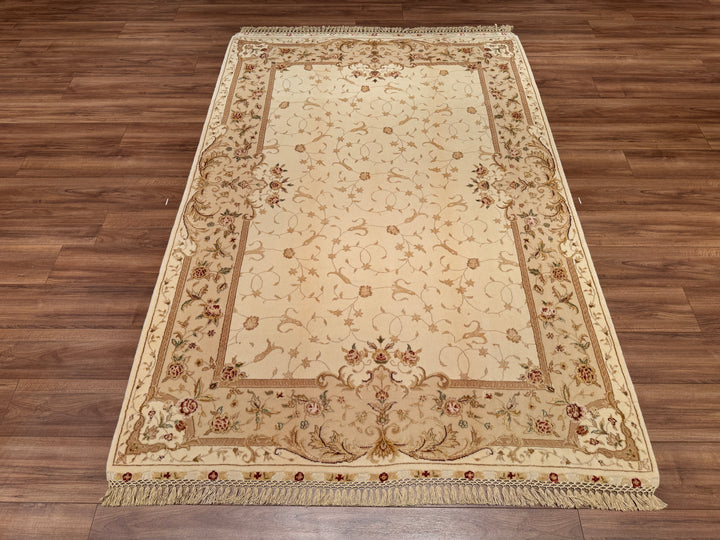 Privat Original Hand Woven Cream Wool Silk Carpet 166x241 4 Square Meters - 5x8 ft