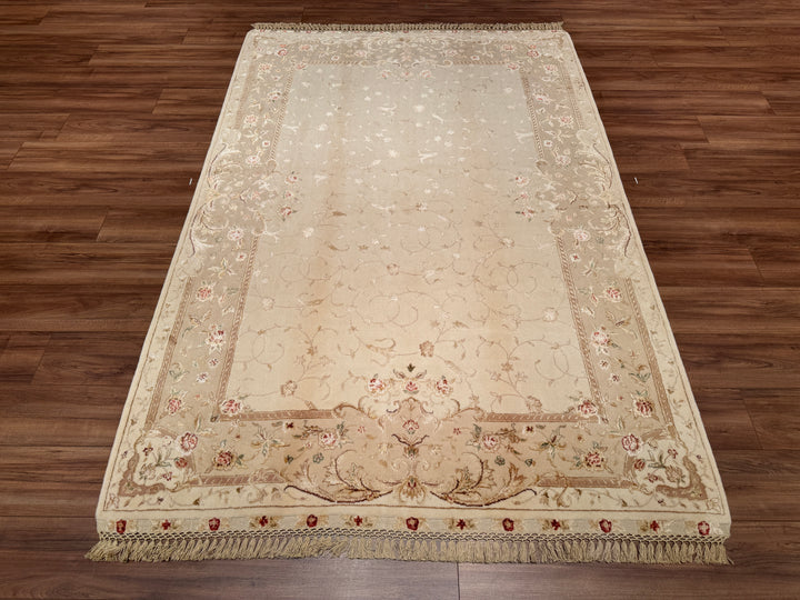 Privat Original Hand Woven Cream Wool Silk Carpet 166x241 4 Square Meters - 5x8 ft