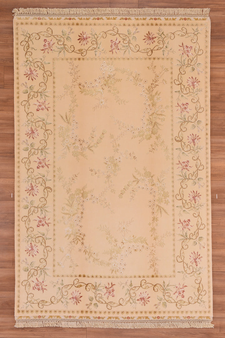 Privat Original Hand Woven Cream Wool Silk Carpet 170x255 4.34 Square Meters - 5x8 ft