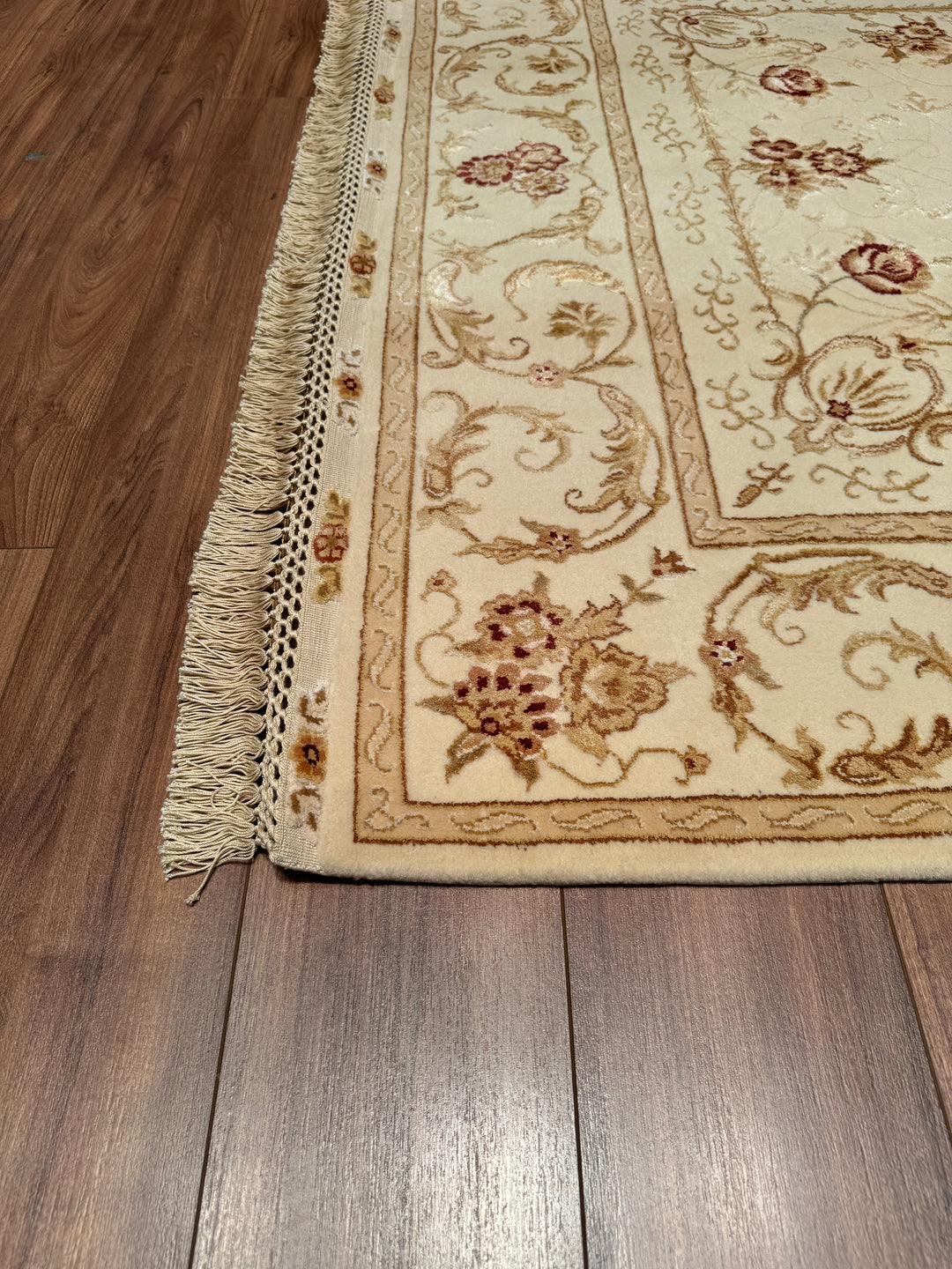 Privat Original Hand Woven Cream Wool Silk Carpet 171x249 4.26 Square Meters - 5x8 ft