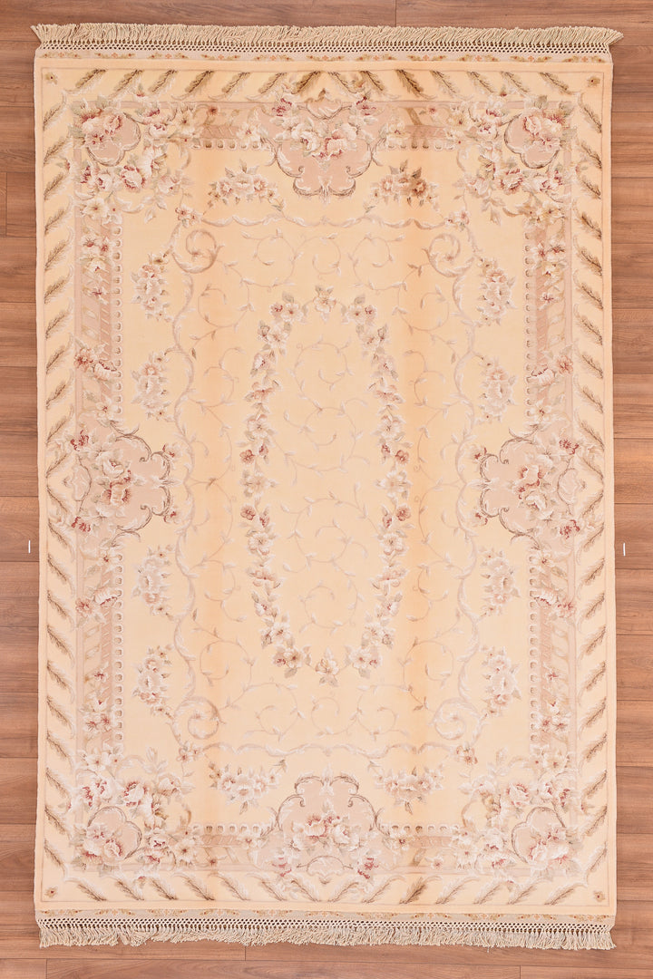 Privat Original Hand Woven Pastel Wool Silk Carpet 169x248 4.19 Square Meters - 5x8 ft