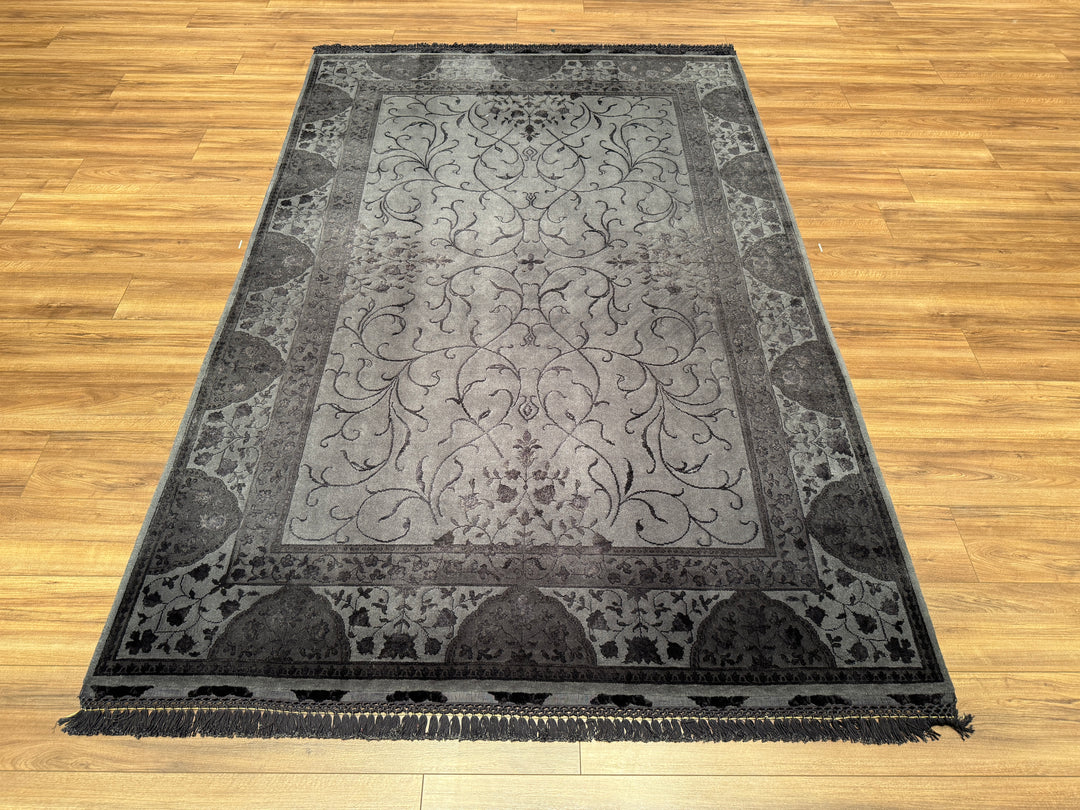 Privat Original Hand Woven Black Wool Silk Carpet 169x253 4.28 Square Meters - 5x8 ft