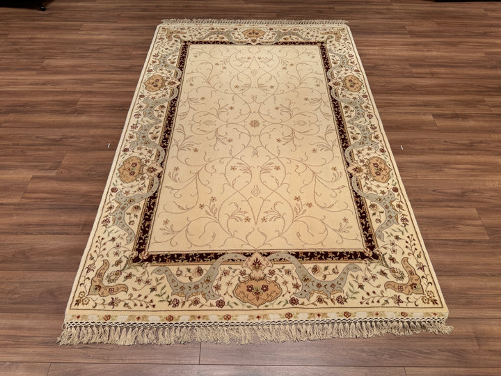 Privat Original Hand Woven Cream Wool Silk Carpet 163x243 3.96 Square Meters - 5x8 ft