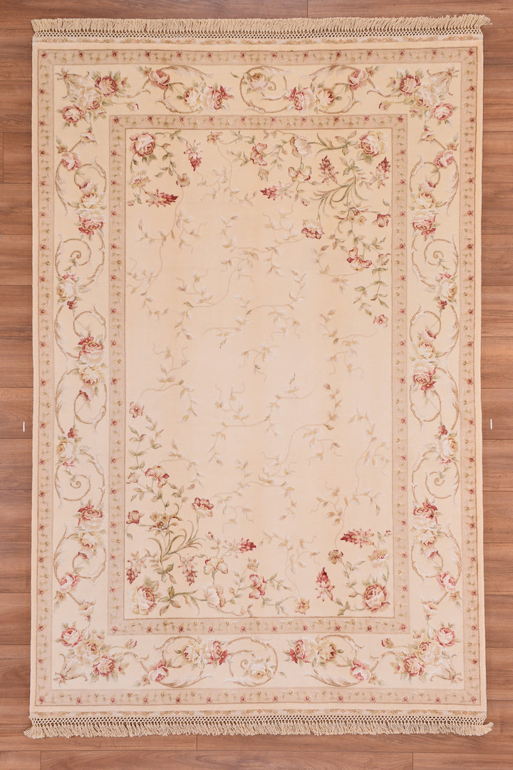 Privat Original Hand Woven Cream Wool Silk Carpet 169x250 4.23 Square Meters - 5x8 ft