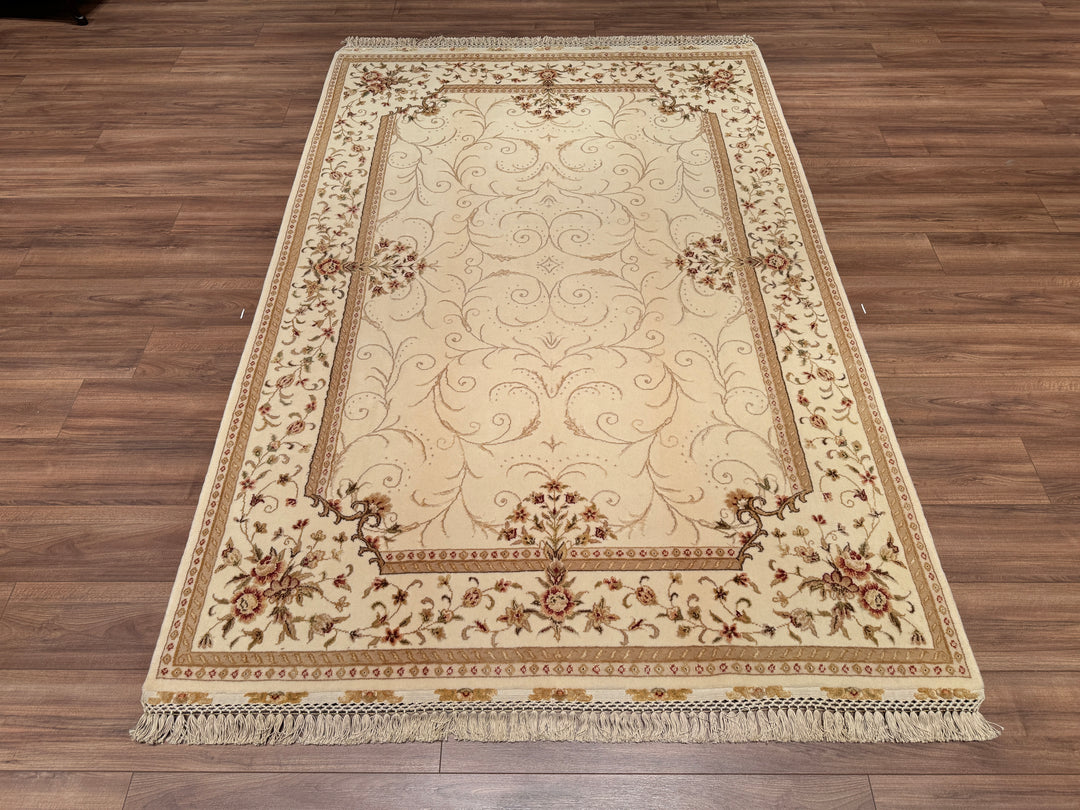 Privat Original Hand Woven Cream Wool Silk Carpet 168x247 4.15 Square Meters - 5x8 ft