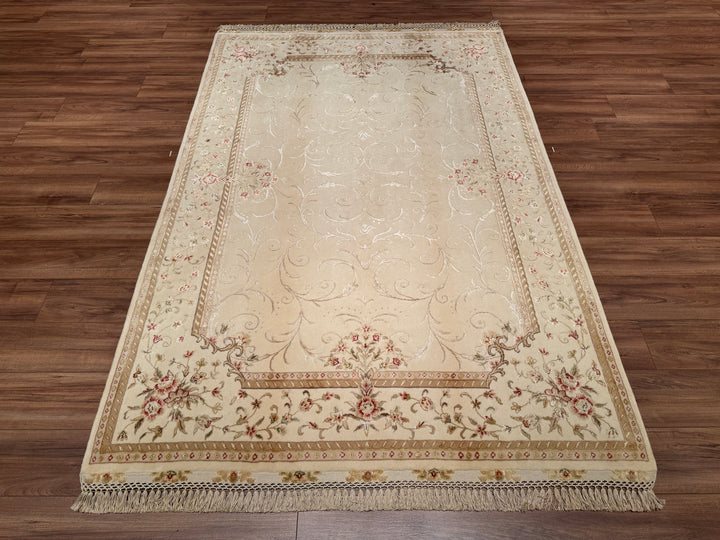 Privat Original Hand Woven Cream Wool Silk Carpet 168x247 4.15 Square Meters - 5x8 ft