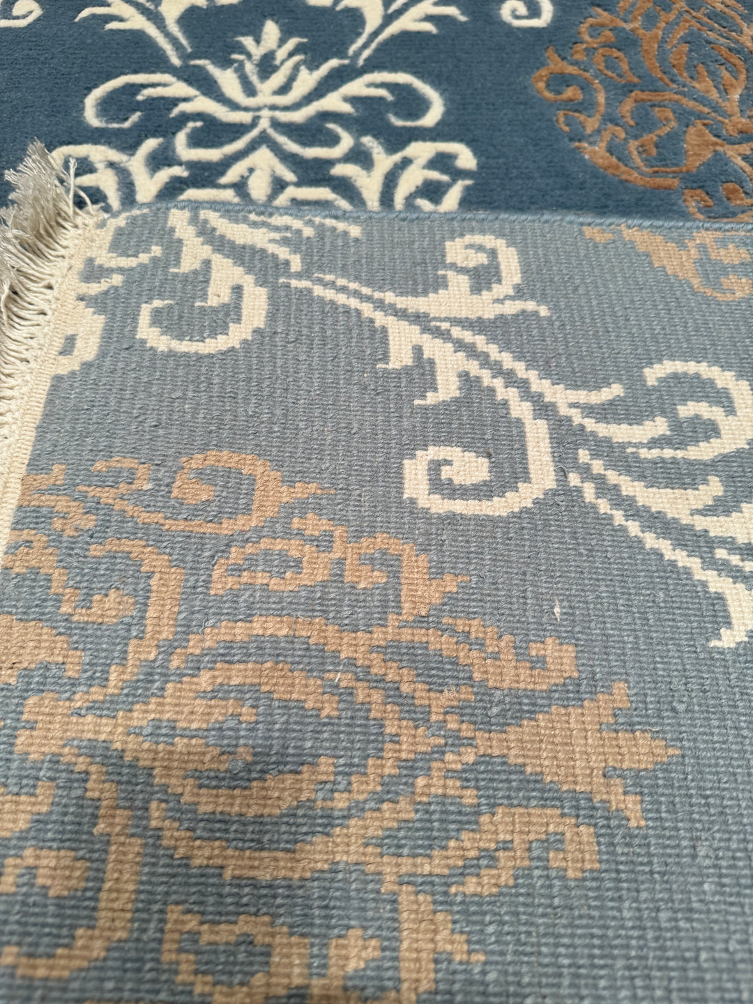 Original Hand Woven Blue Bamboo Carpet with Damask Pattern 170x243 4.13 Square Meters - 5x8 ft