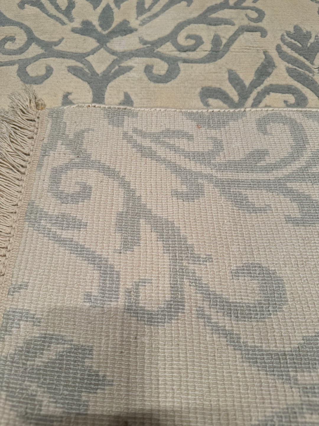 Original Hand Woven White Bamboo Carpet with Damask Pattern 169x243 4.11 Square Meters - 5x8 ft