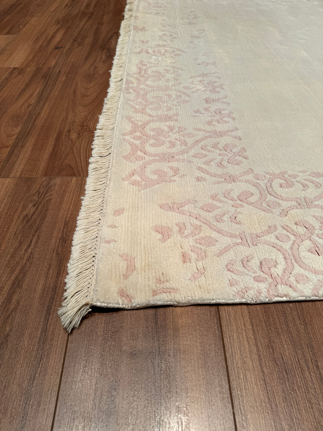 Original Hand Woven Cream Bamboo Carpet with Damask Pattern 169x240 4.06 Square Meters - 5x8 ft