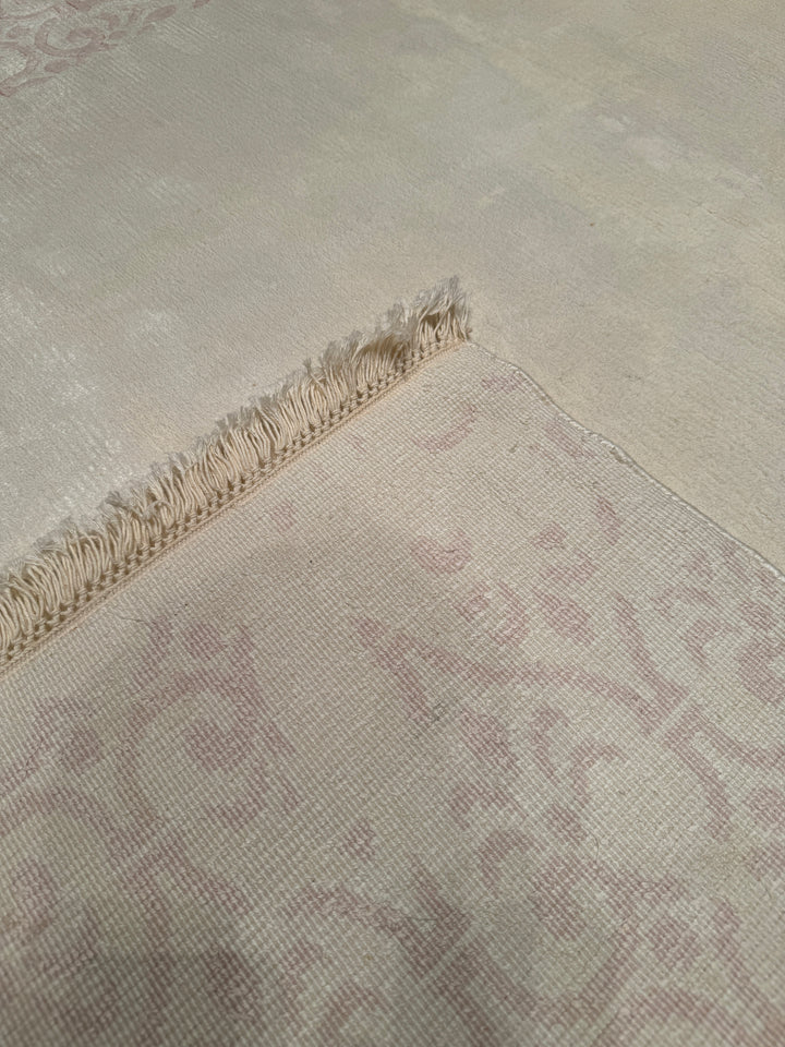 Original Hand Woven Cream Bamboo Carpet with Damask Pattern 169x240 4.06 Square Meters - 5x8 ft