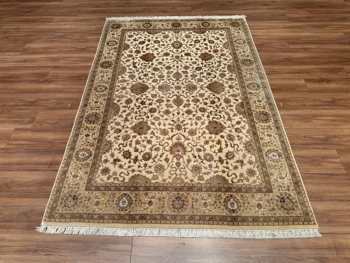 Indian Owl Original Hand Woven Beige Cream Wool Bamboo Carpet 166x242 4.02 Square Meters - 5x8 ft