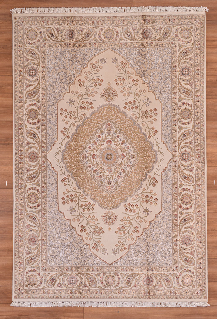 Indian Owl Original Hand Woven Cream Wool Bamboo Carpet 165x245 4.04 Square Meters - 5x8 ft