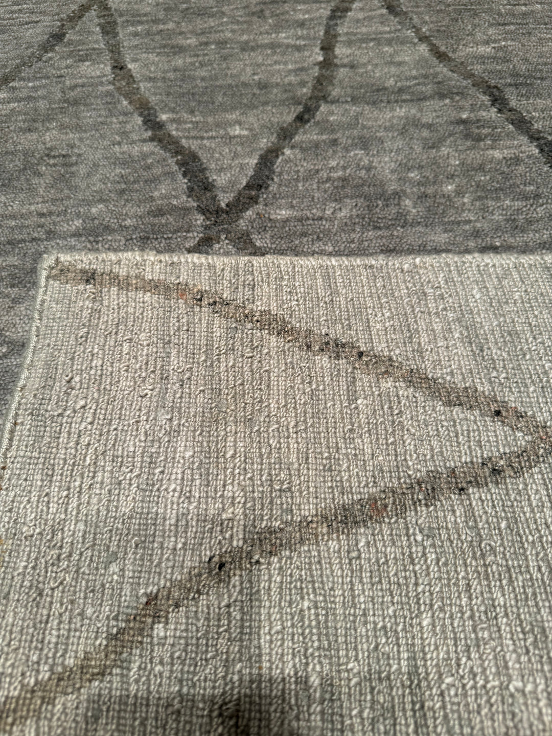 Diamond Original Hand Woven Gray Wool Bamboo Carpet 171x244 4.17 Square Meters - 5x8 ft