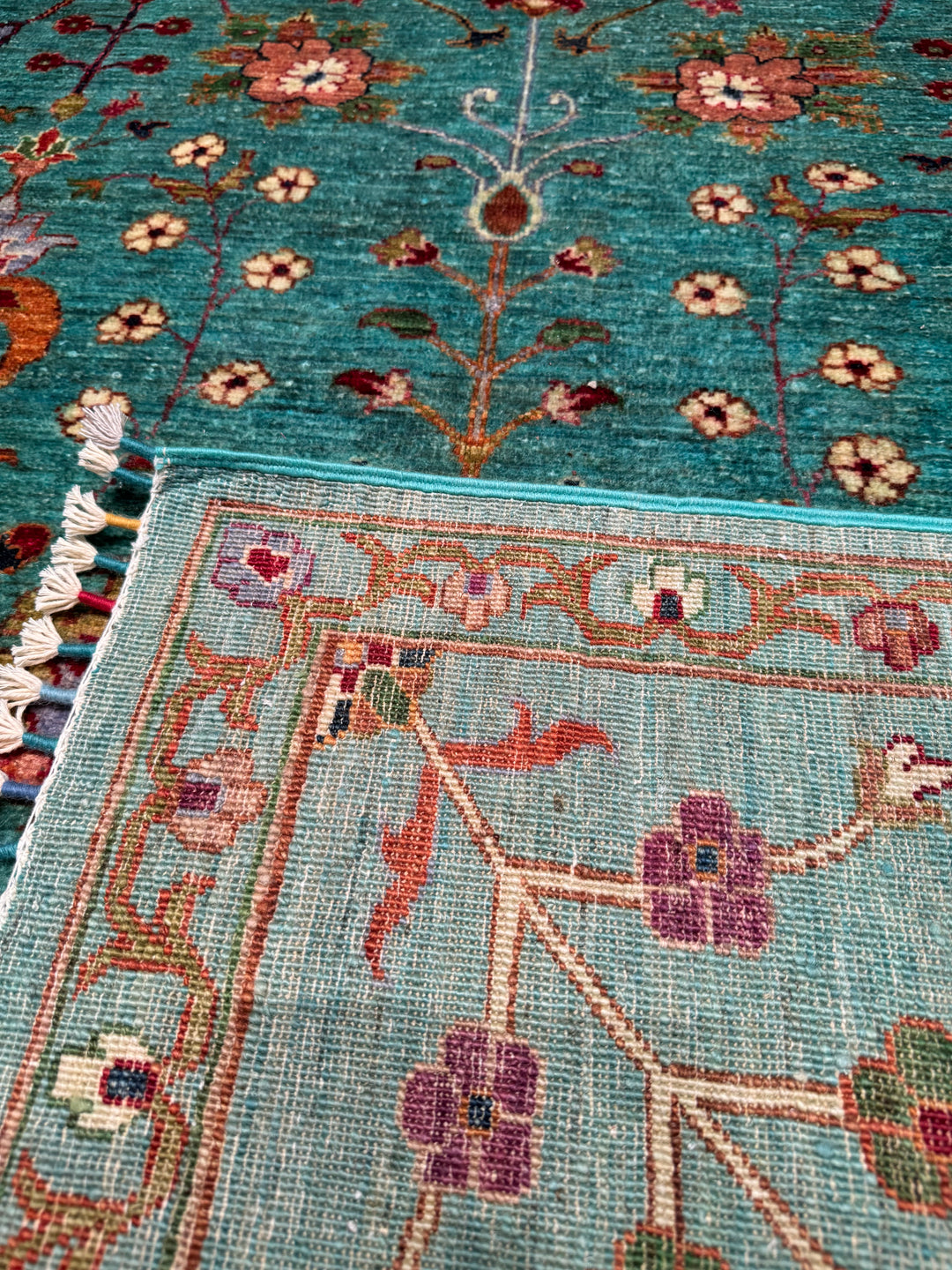 سجادة صوفية أصلية منسوجة يدويًا من مجموعة Sultani Floral باللون الفيروزي المصبوغ بالجذور 196 × 301 5.90 متر مربع - 7 × 10 قدم