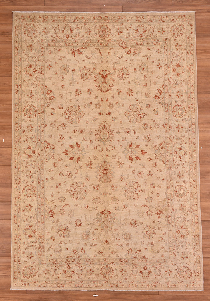 Uşak Original Hand Woven Beige Vegetable Dyed Wool Carpet 198x295 5.84 Square Meters - 7x10 ft