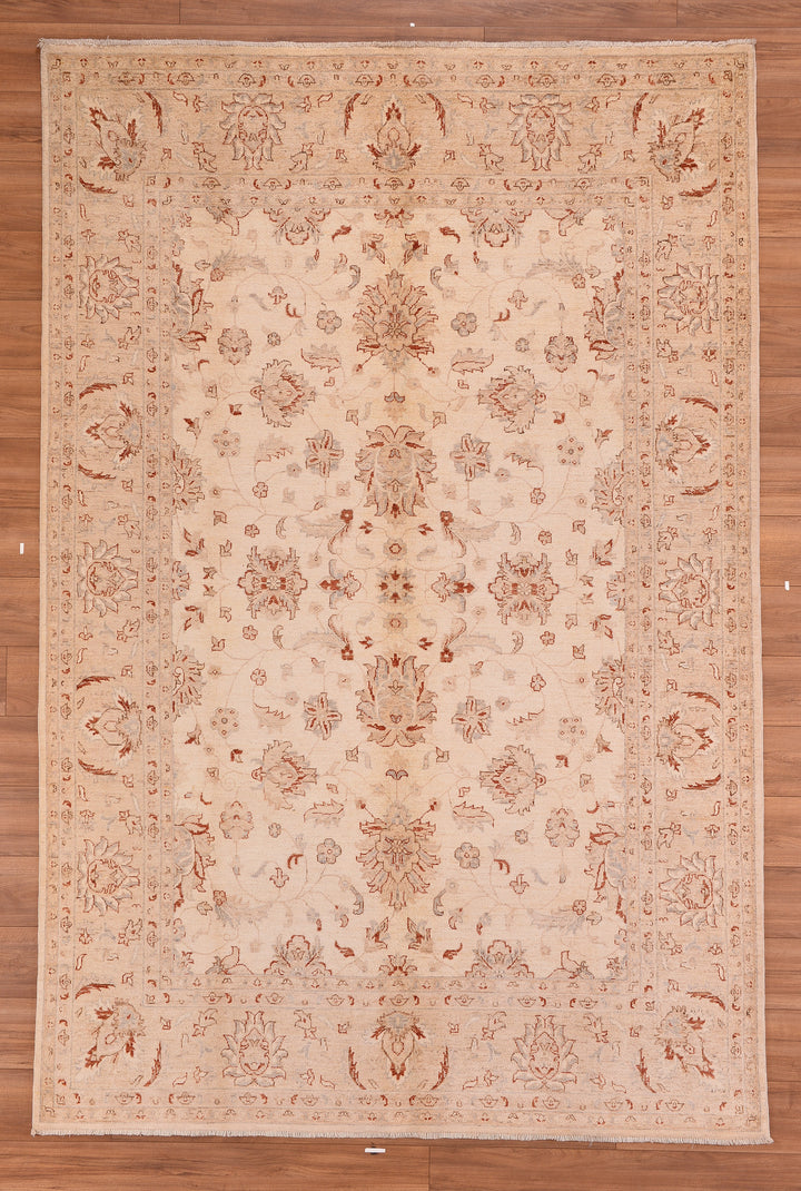 Uşak Original Hand Woven Beige Vegetable Dyed Wool Carpet 199x300 5.97 Square Meters - 7x10 ft